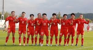 官方：姆巴佩自由身加盟皇马，签约5年